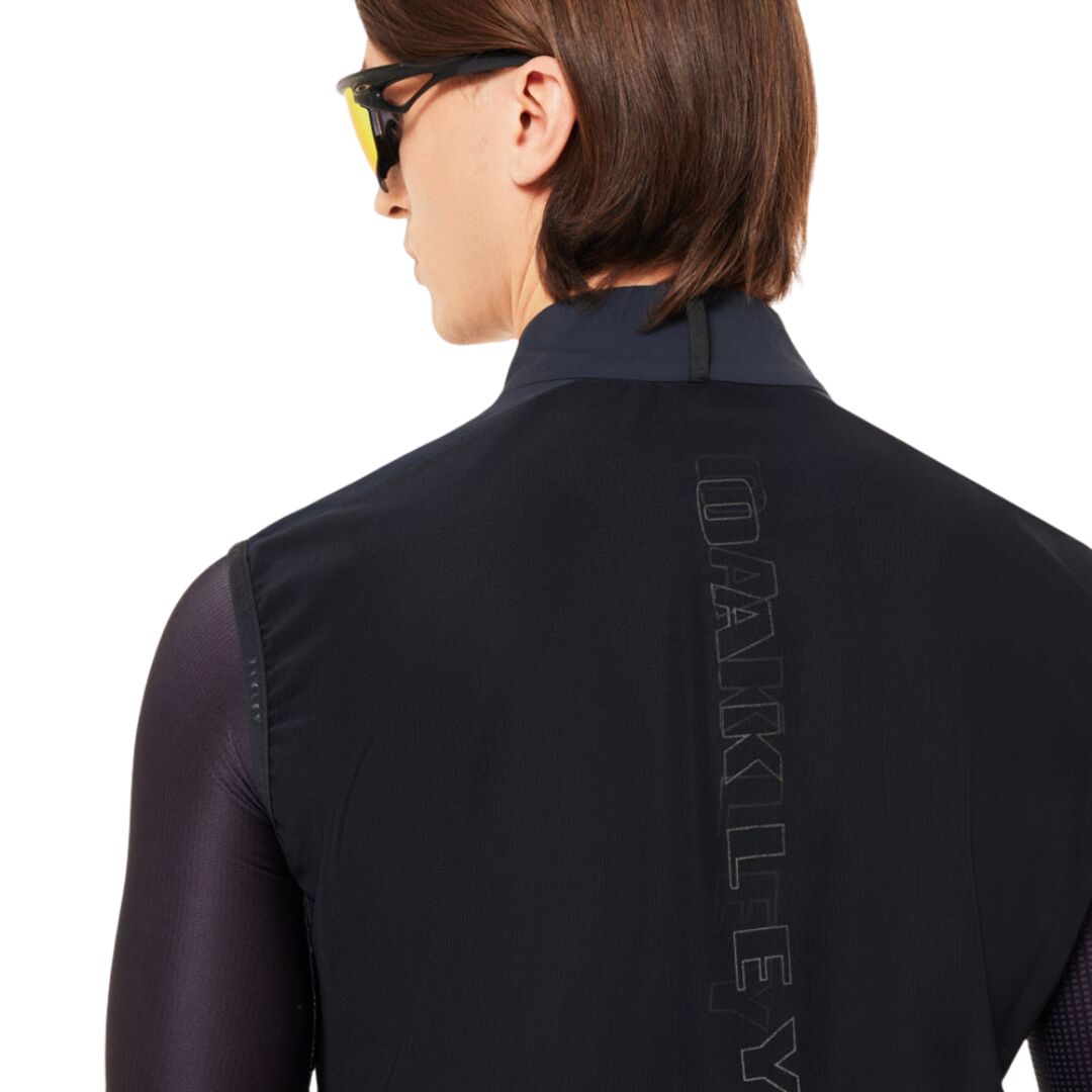 Oakley Endurance 2.0 – Windweste
