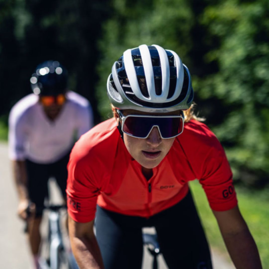 Abus AirBreaker – Rennradhelm