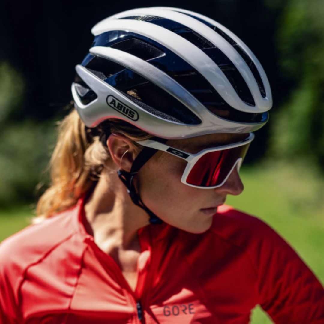 Abus AirBreaker – Rennradhelm