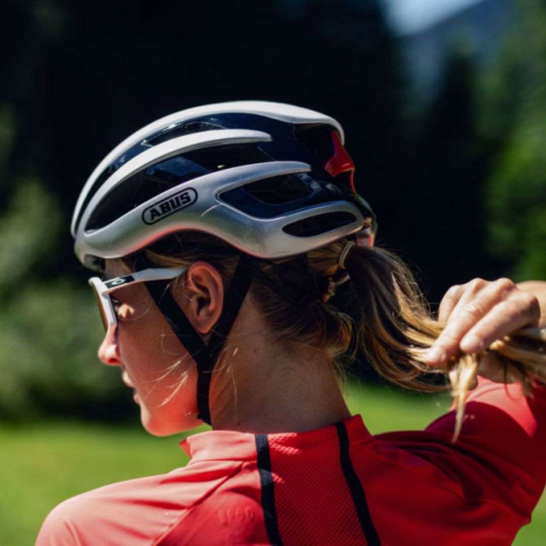 Abus AirBreaker – Rennradhelm